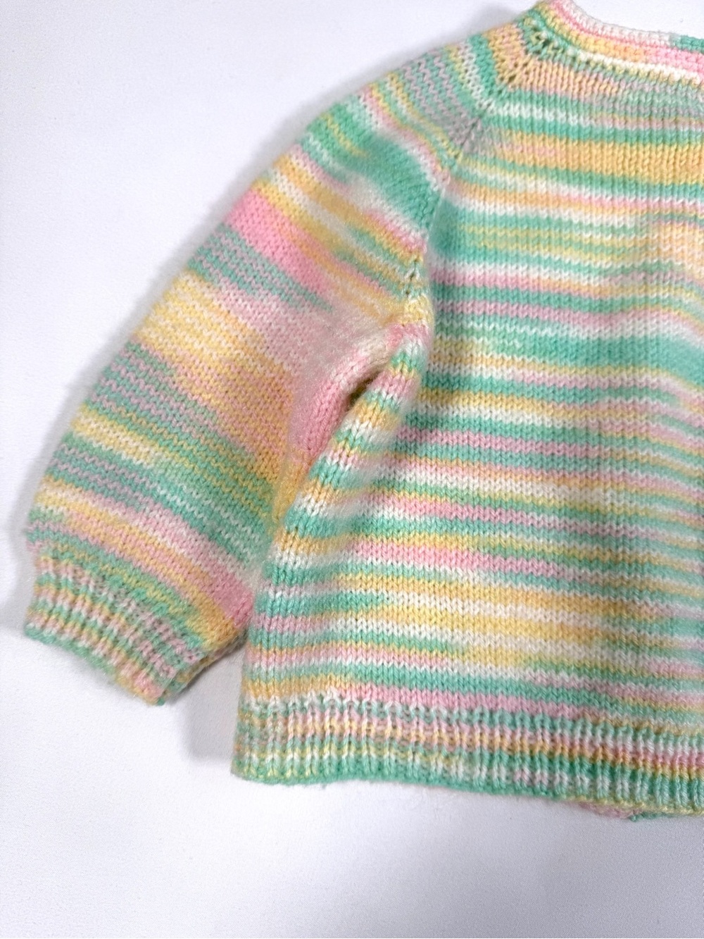 Hand Knit Pastel Baby Cardigan 3-6 Months‎ Vintage Inspired Cottagecore Heirloom - Picture 5 of 9